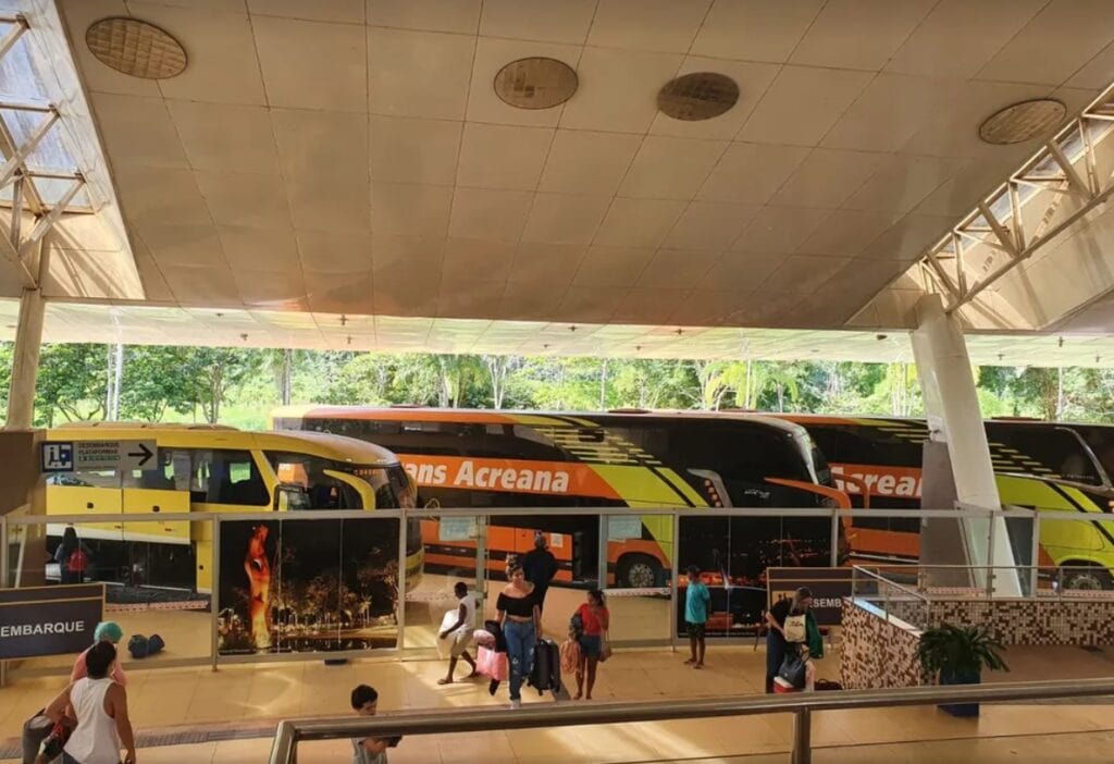 Mais de 32 mil pessoas passaram pela rodoviária de Rio Branco nos últimos dois meses e movimentaram o turismo, diz governo